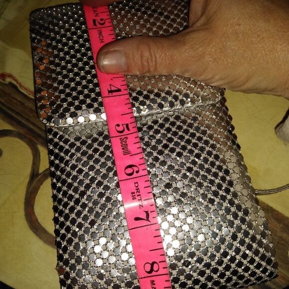 Mesh crossbody wallet   - Picture 7 of 7